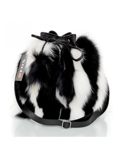 Czarno-biała futrzana torebka typu worek z futra lisa