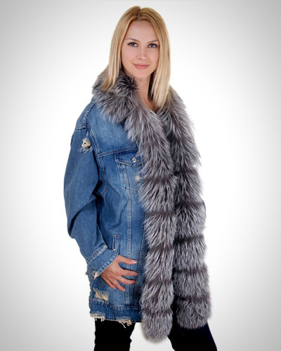 Damska kurtka katana jeansowa z futrem lisa srebrnego