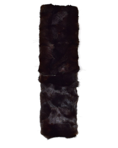Szalik z ciemnobrązowego futra norki